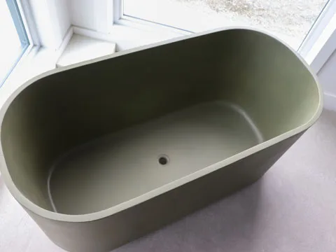 Baignoire de beton model jasper couleur sur mesure.