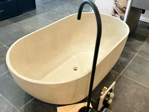 Baignoire de beton model ola 66 couleur linen poli.