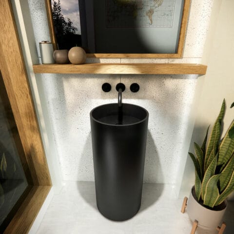 Black cylo concrete sink.