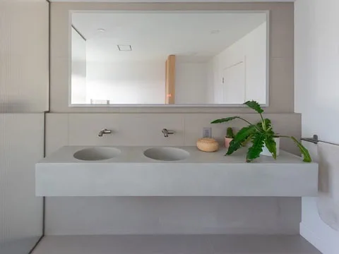 Vanite en beton modele ovo couleur blanc poli.